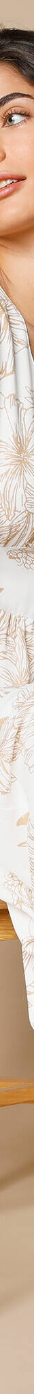 Robe longue imprimée, manches évasées (blanc / caramel) Robe longue imprimée, manches évasées (blanc / caramel)